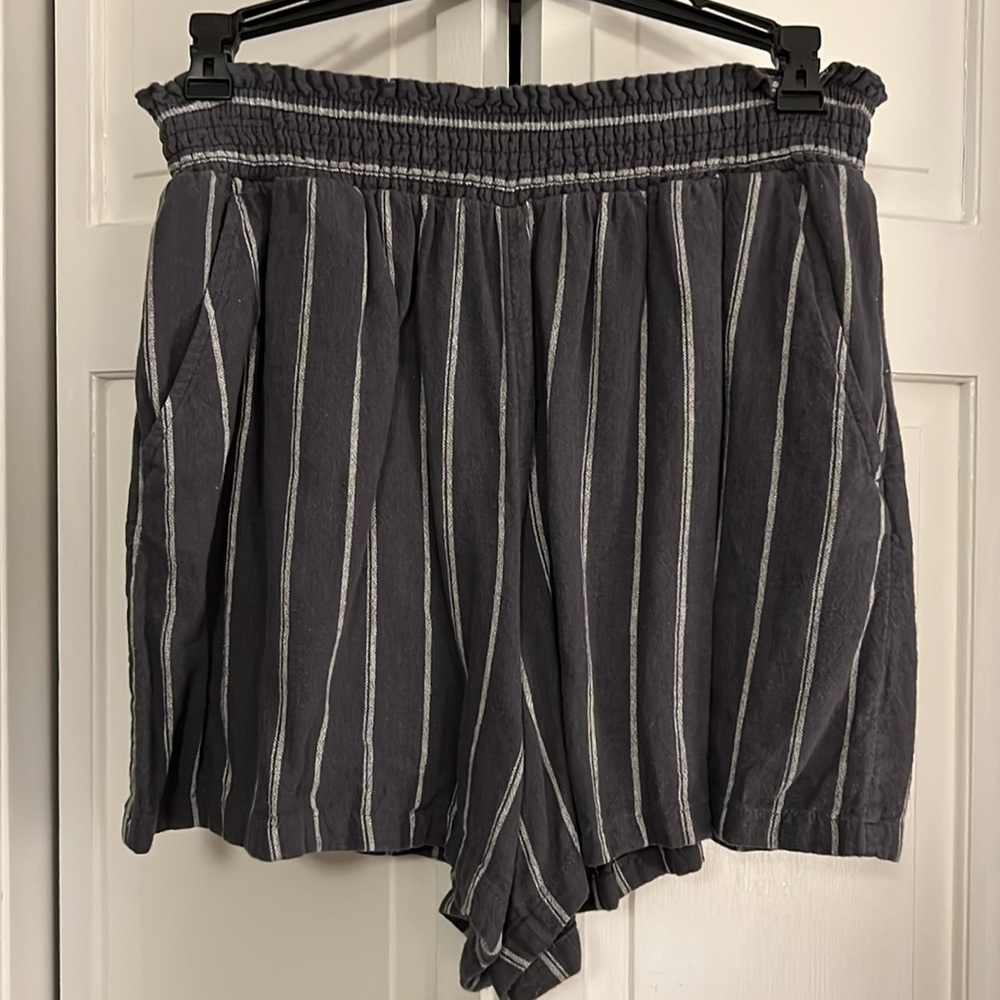 Stretchy shorts